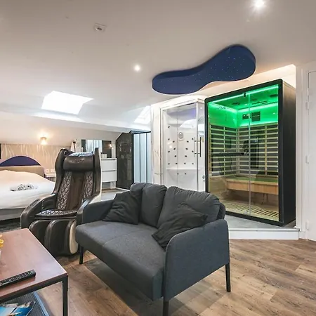 Loft Sauna Hammam Hydromassage *