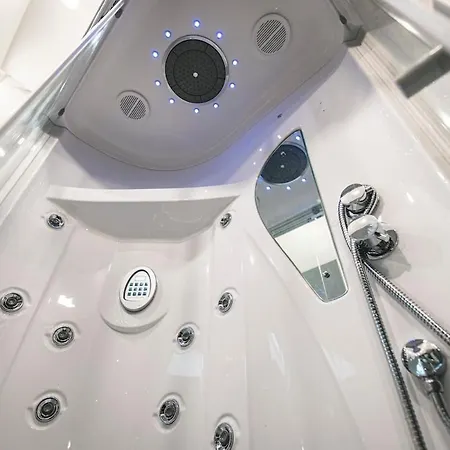 Loft Sauna Hammam Hydromassage *